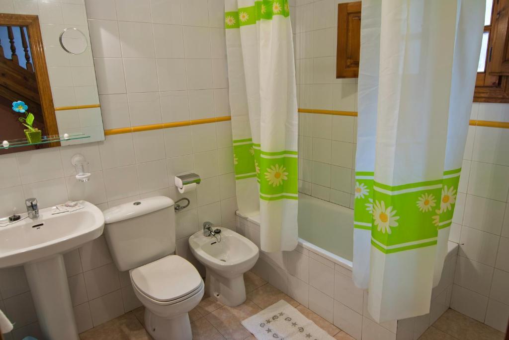 Viviendas Rurales Traldega Turieno Zimmer foto